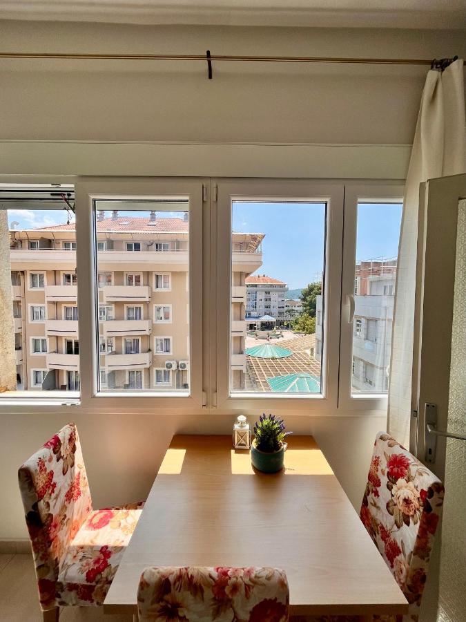 Mint Apartment Tivat Extérieur photo